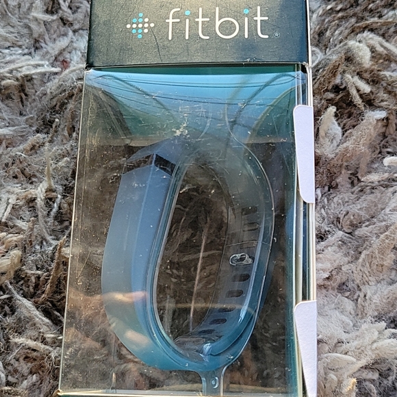 Fitbit Flex Wireless Activity & Sleep Tracker - Picture 2 of 5